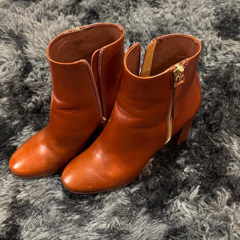 Jeffrey Campbell Elegant Brown Ankle Boots - Picture 3 of 9